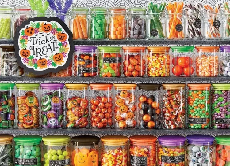Cobble Hill Food & Drink* - Trick Or Treat - 1000 Piece Jigsaw Puzzle