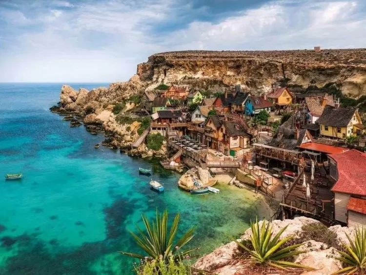 Ravensburger Locations & Buildings* - Popey Village Malta - 1500 Piece Jigsaw Puzzle